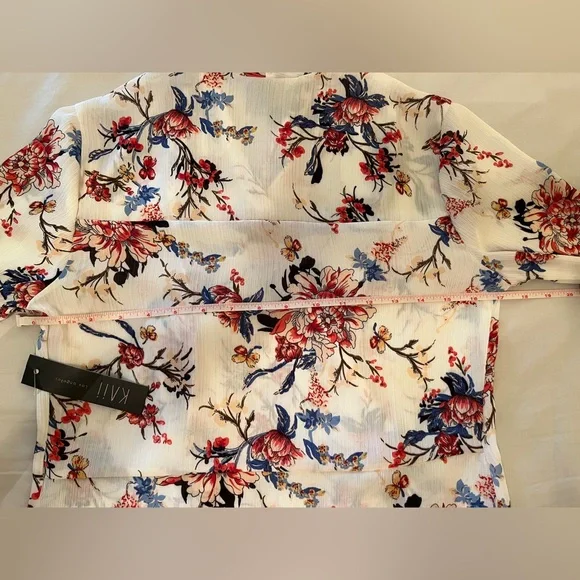 Kaii Los Angeles NWT Ivory Floral Kimono Jacket Size M - Picture 5 of 10